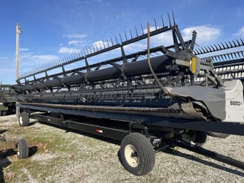 Main image Gleaner 9250