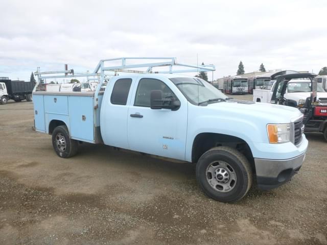 Image of GMC 2500 equipment image 1