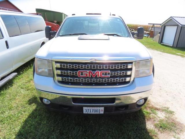 Image of GMC 2500 equipment image 3