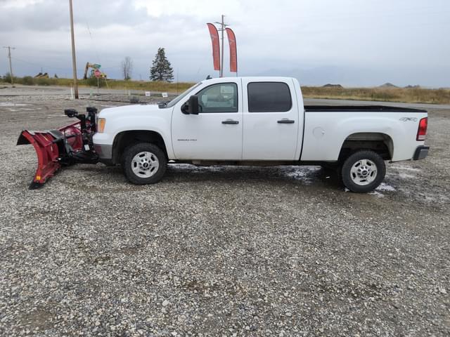 Image of GMC 2500HD equipment image 1