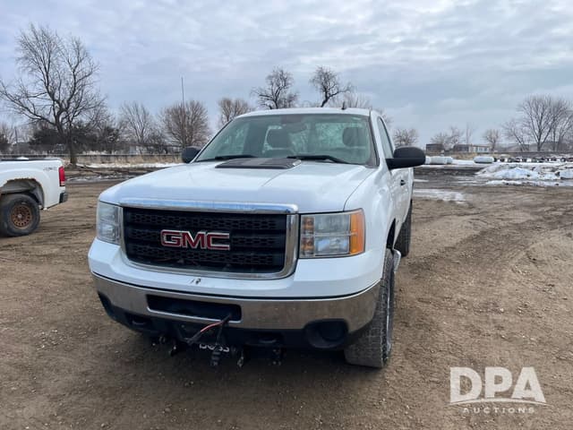 Image of GMC 3500HD equipment image 1