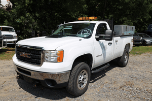 2013 GMC 3500HD Image