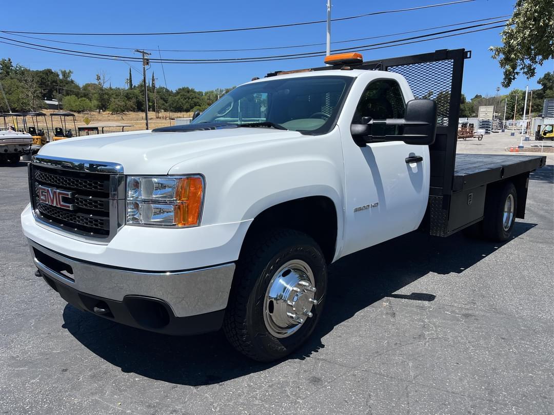 Image of GMC 3500HD Primary image