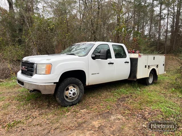 Image of GMC 3500HD equipment image 2