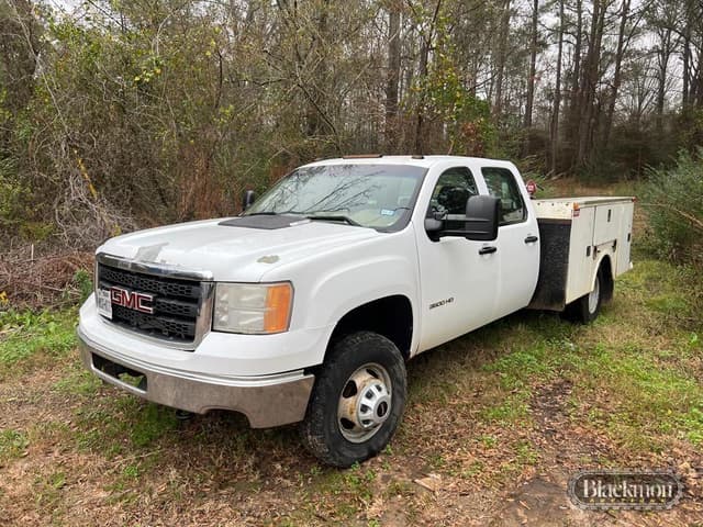 Image of GMC 3500HD equipment image 1