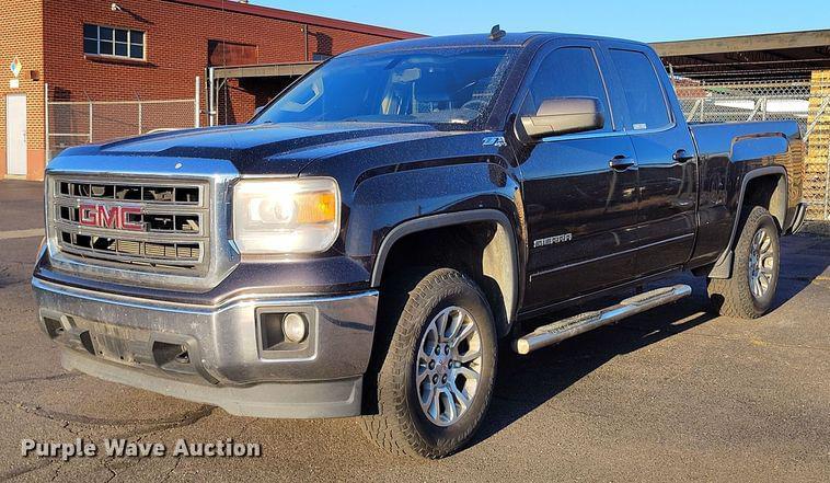 Image of GMC Sierra 1500 Primary image