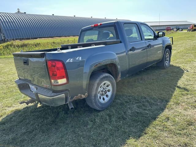 Image of GMC 1500 equipment image 4