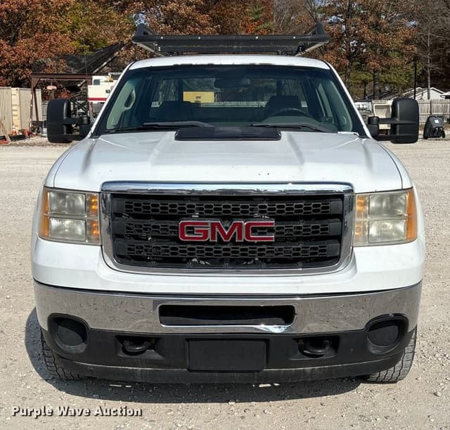 Image of GMC 2500 equipment image 1