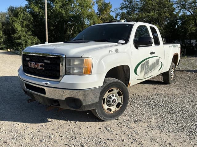 Image of GMC 2500HD equipment image 1
