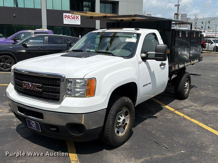 Image of GMC 2500HD Primary image