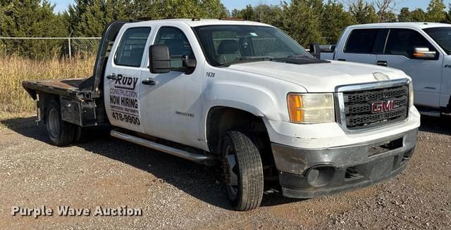 Image of GMC 3500 equipment image 2