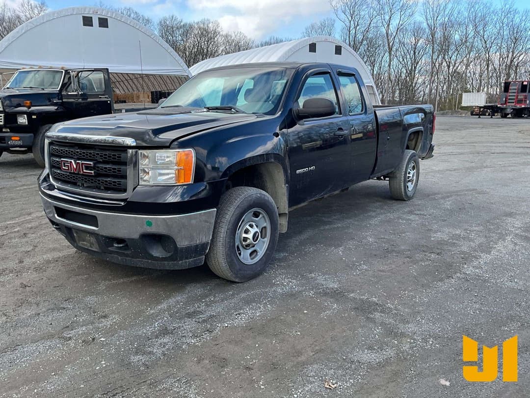 Image of GMC 2500HD Primary image