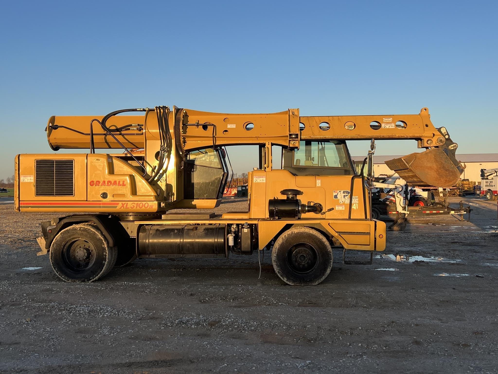 2013 Gradall XL3100 IV Equipment Image0