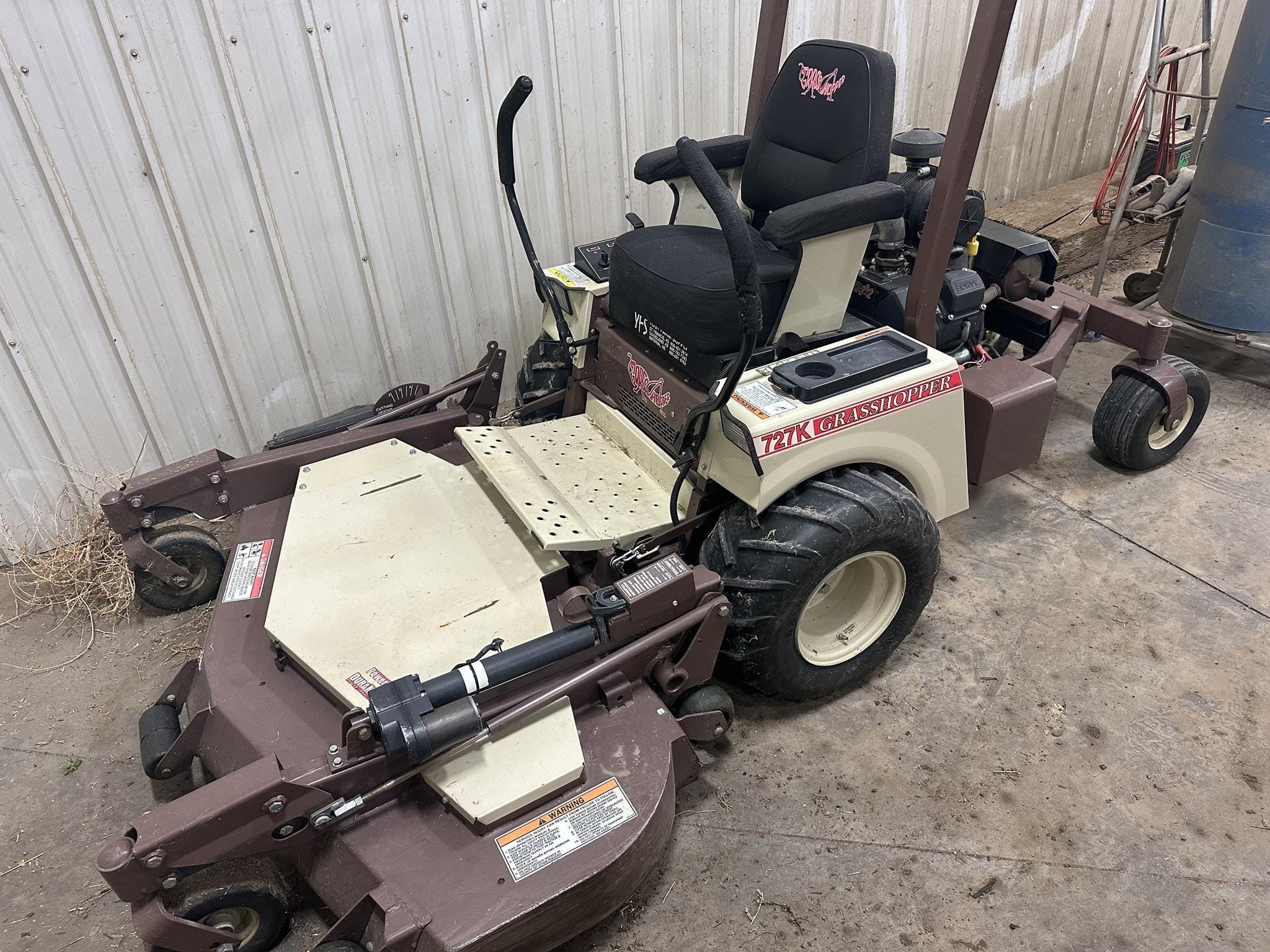 2013 Grasshopper 727T6 Equipment Image0