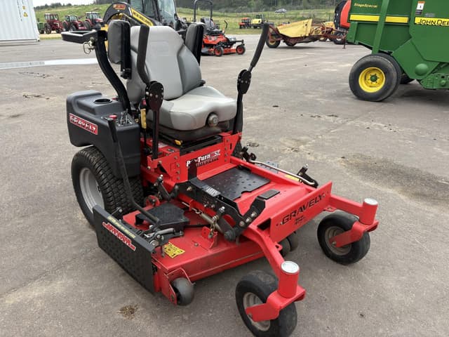 Image of Gravely Pro-Turn 52 equipment image 2