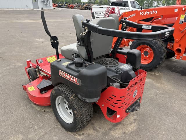 Image of Gravely Pro-Turn 52 equipment image 4