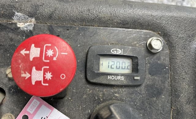 Image of Gravely ZTHD60 equipment image 4