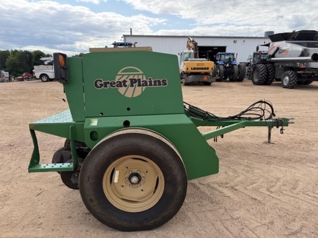 Image of Great Plains 1300 equipment image 3
