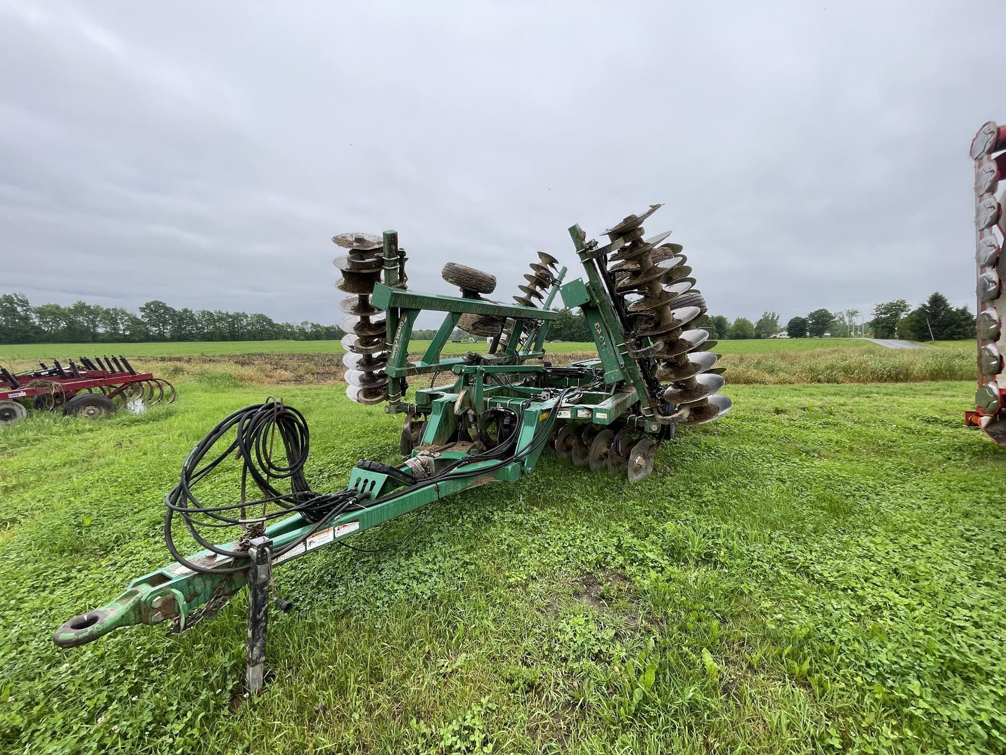 2013 Great Plains 3323DH Equipment Image0