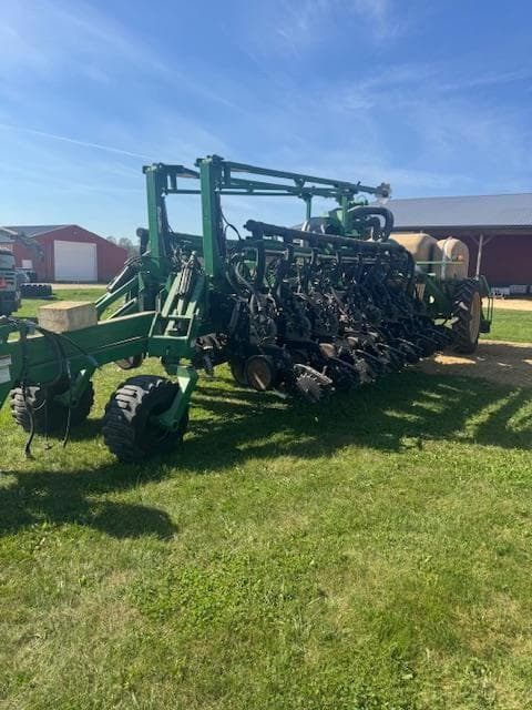 Image of Great Plains YP1625A-32TR equipment image 3