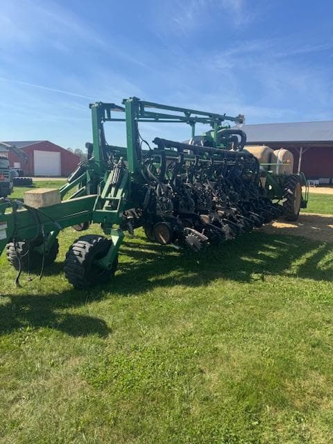 Image of Great Plains YP1625A-32TR equipment image 3