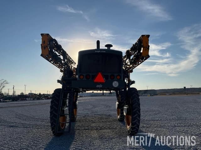 Image of Hagie STS12 equipment image 3