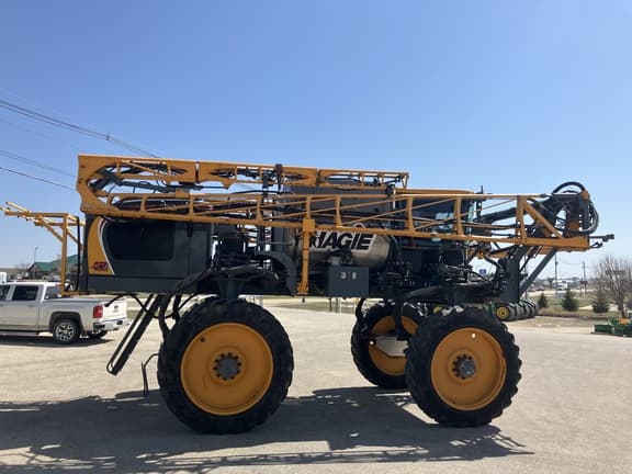 Image of Hagie STS12 equipment image 2