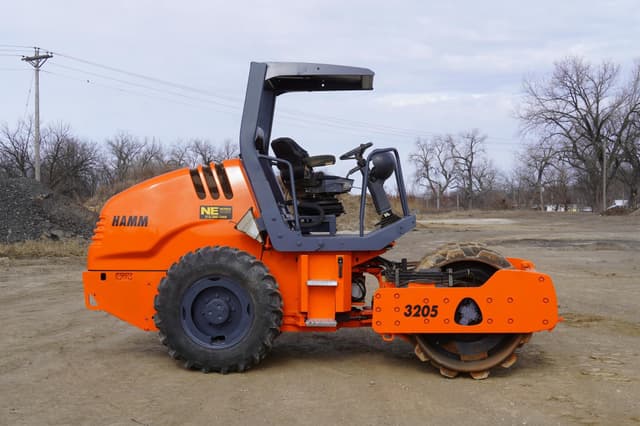 Image of Hamm 3205P equipment image 4