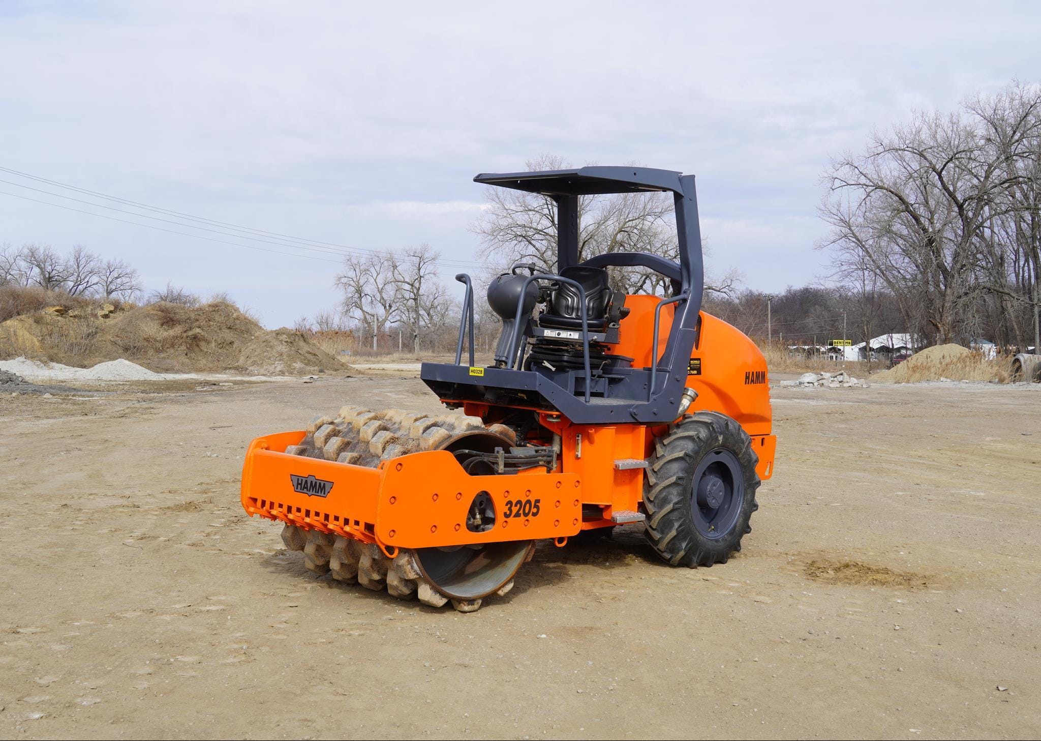 2013 Hamm 3205P Equipment Image0