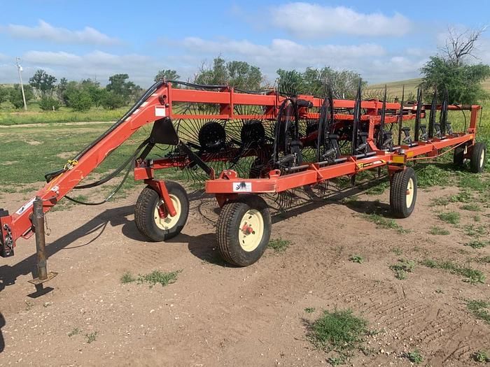 2013 H&S BF1460 Equipment Image0