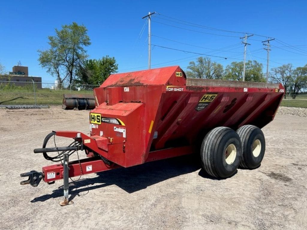 2013 H&S 5126 Equipment Image0