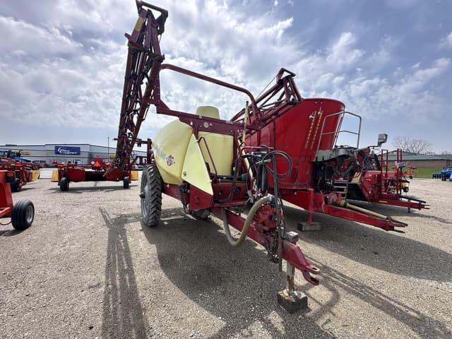 Image of Hardi Navigator 4000 equipment image 1