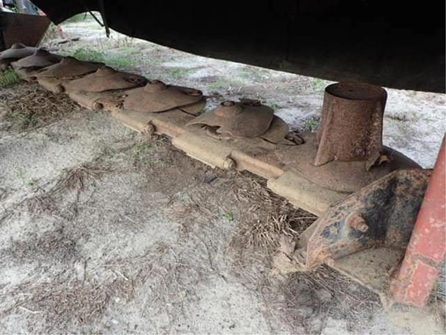 Image of Hesston 1007 equipment image 4