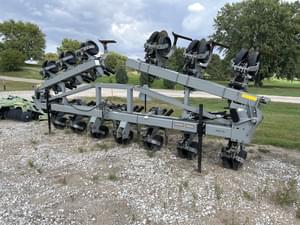 2013 Hiniker 6000 Image