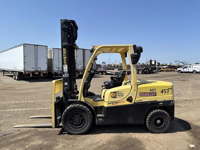 Image of Hyster H120FT equipment image 4
