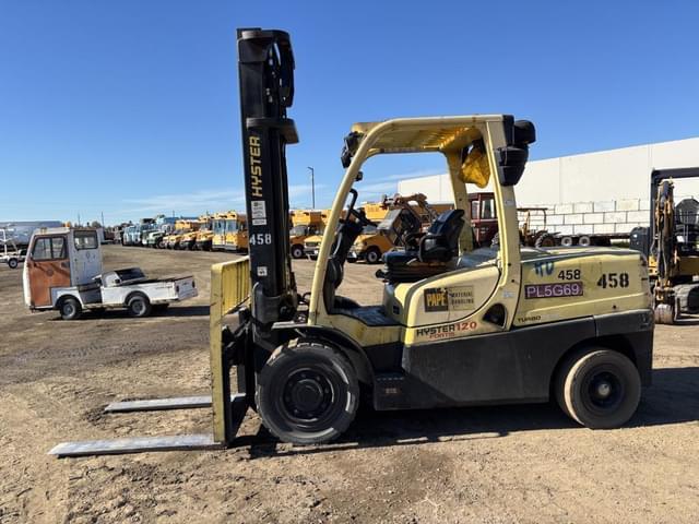 Image of Hyster H120FT equipment image 4