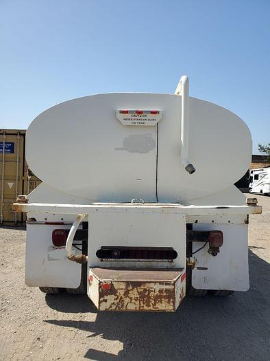 Image of International 4300 equipment image 3