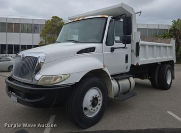 Main image International 4300