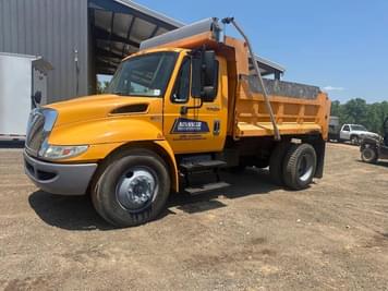 Main image International 4300