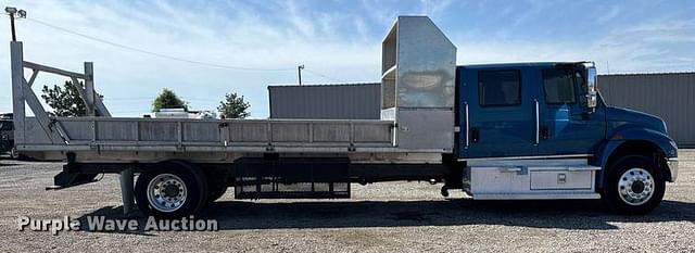 Image of International 4400 equipment image 3
