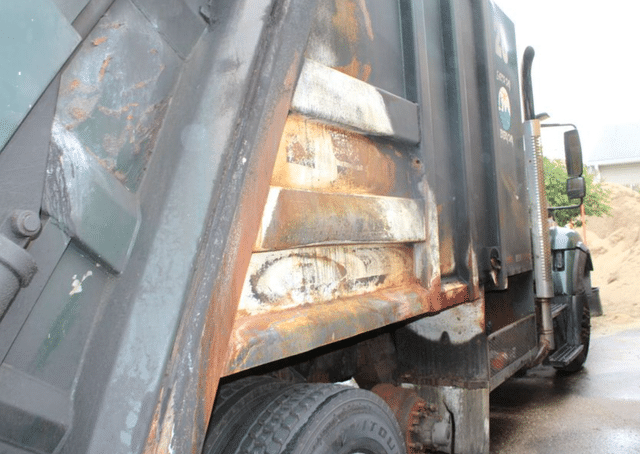 Image of International 7400 equipment image 3