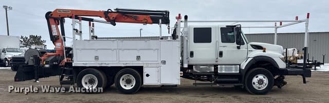 Image of International 7600 equipment image 3