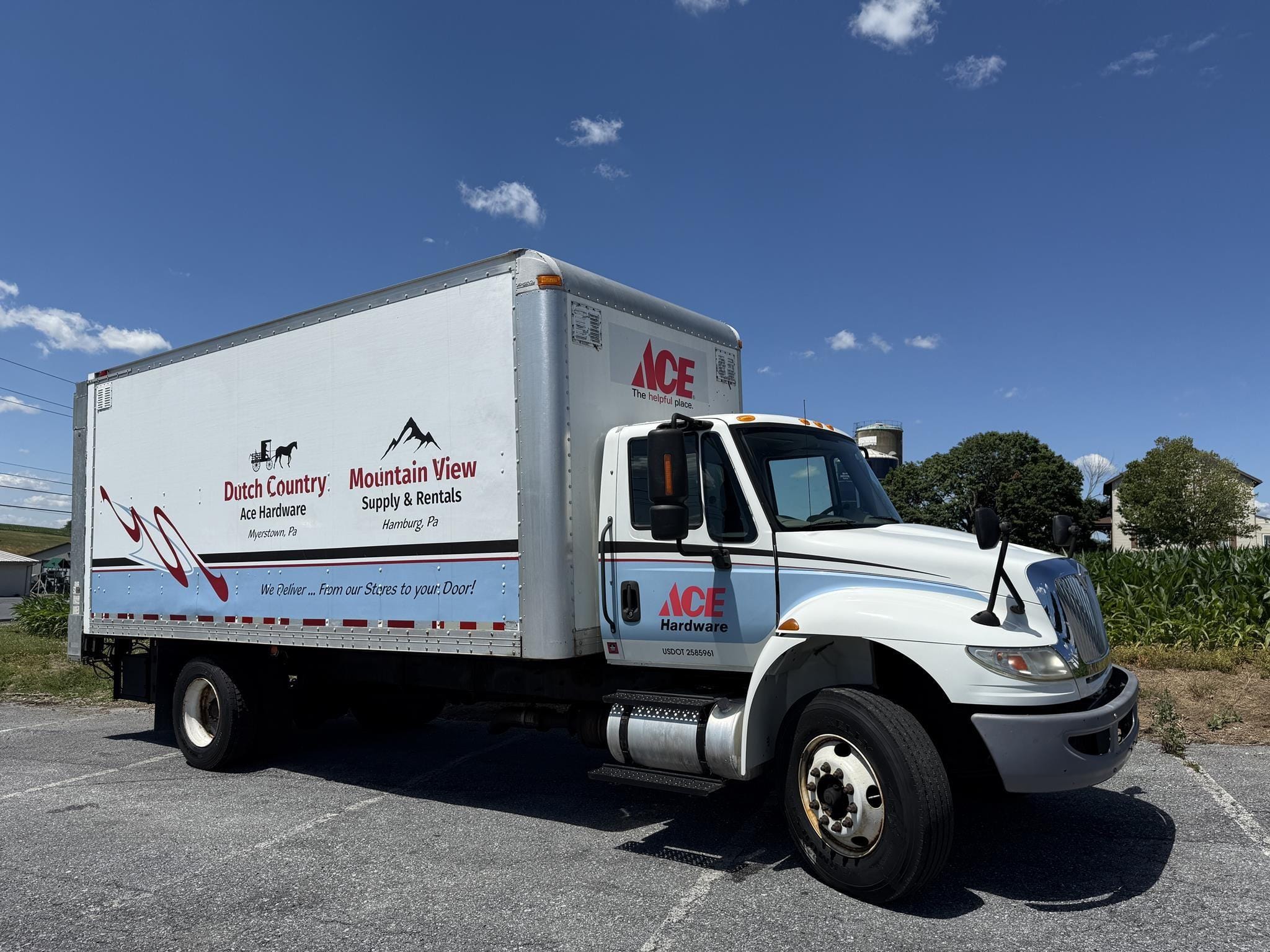 2013 International Durastar 4300 Equipment Image0