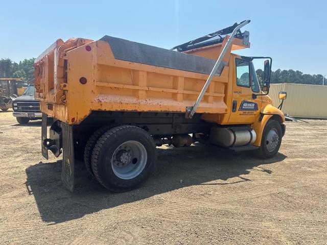 Image of International Durastar 4300 equipment image 3