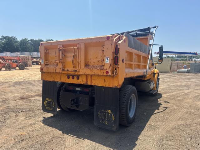 Image of International Durastar 4300 equipment image 4