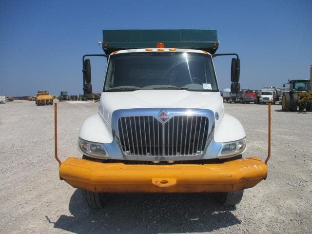 Image of International Durastar 4300 equipment image 1