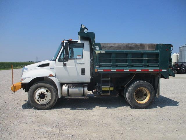 Image of International Durastar 4300 equipment image 3