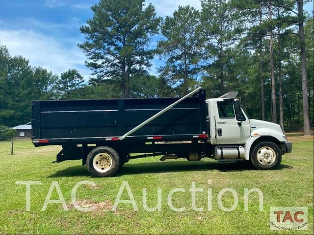 Image of International Durastar 4300 equipment image 4