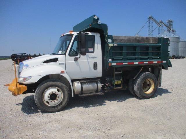 2013 International Durastar 4300 Equipment Image0