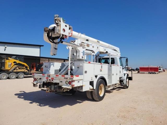 Image of International Durastar 4300 equipment image 4